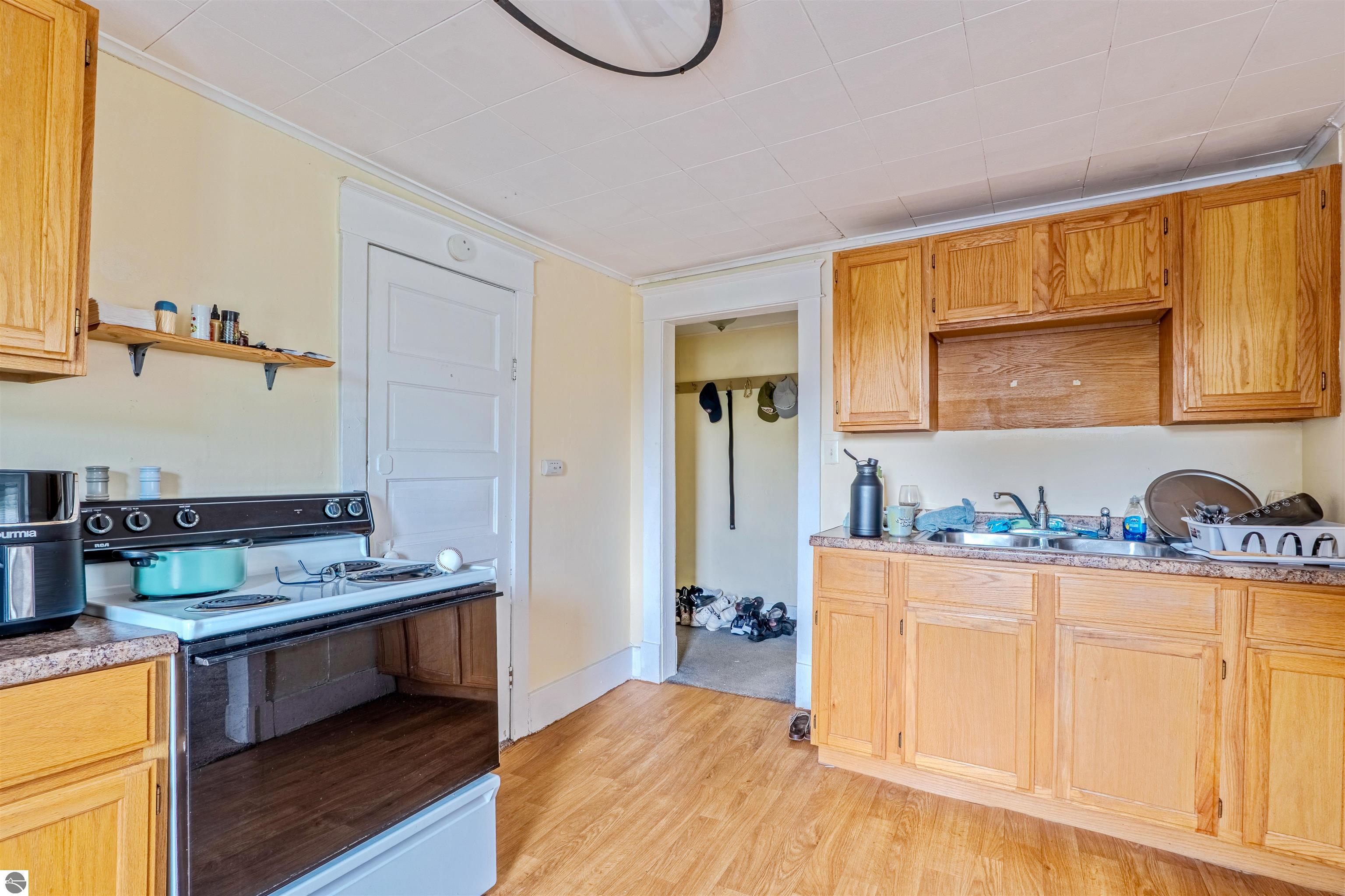 1102 Chestnut Street