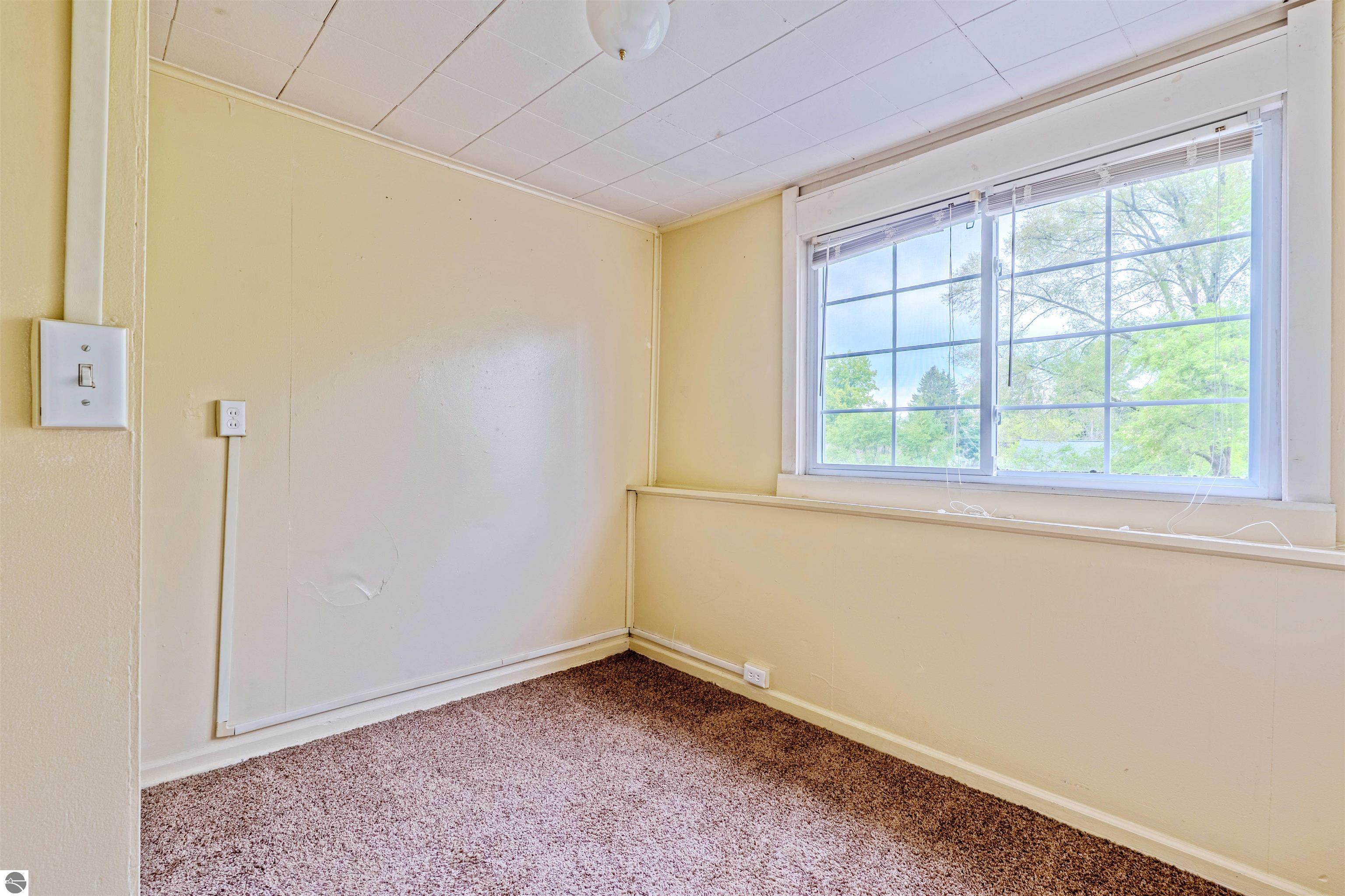 1102 Chestnut Street