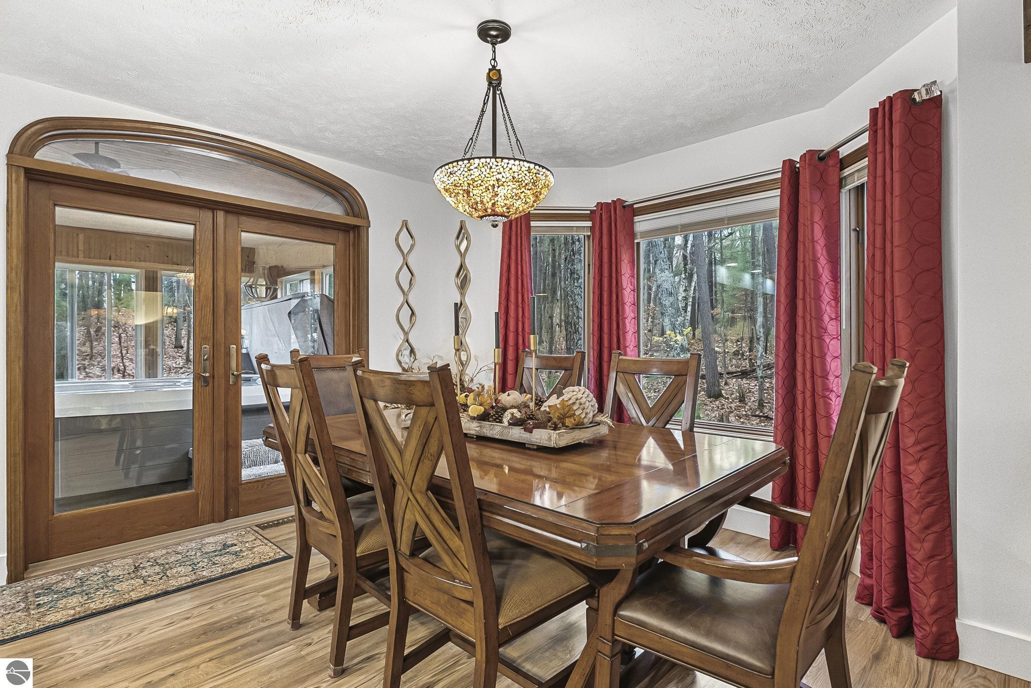 5347 Birch Glen Road