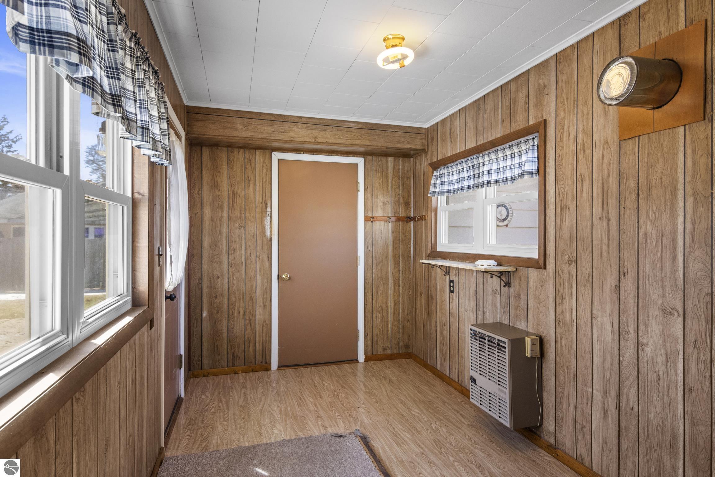 5046 W Main Street SW