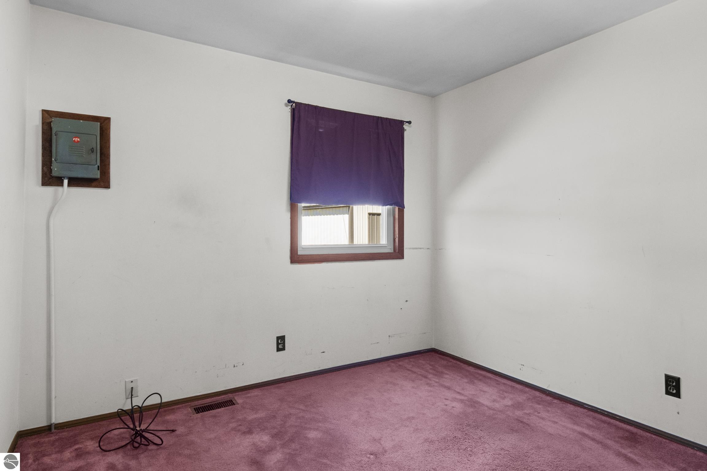 5046 W Main Street SW