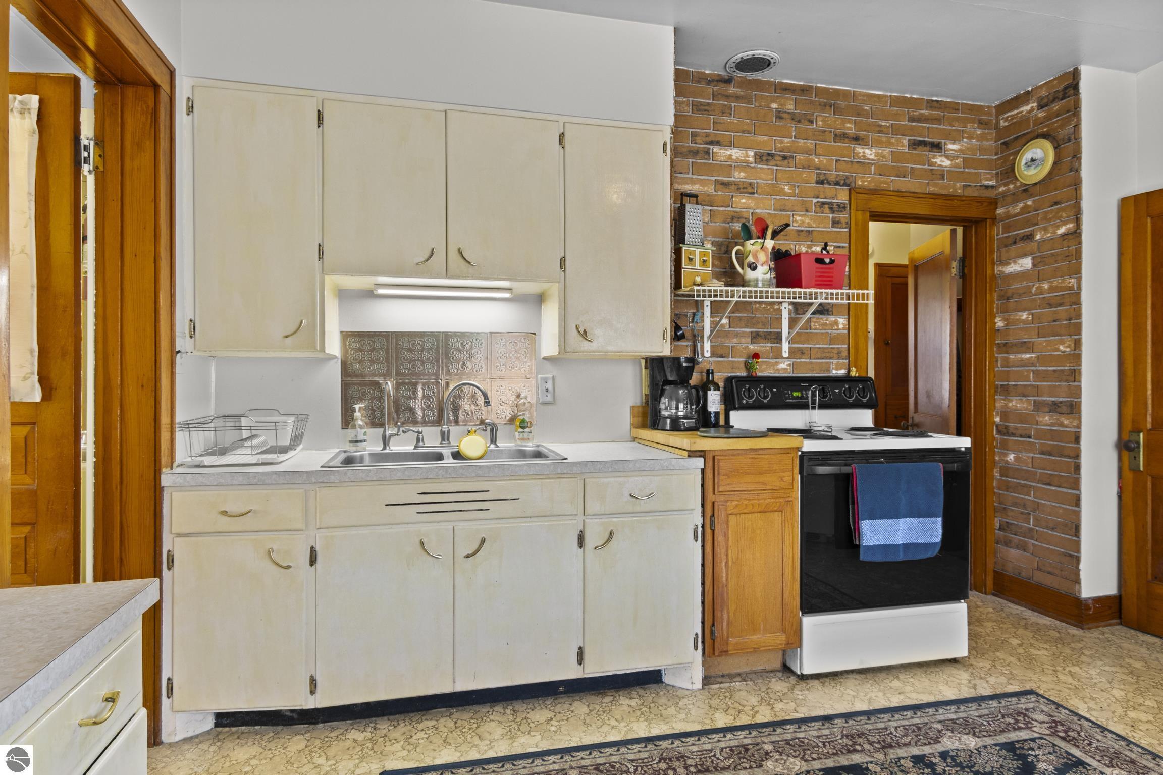 8952 S Kasson Street