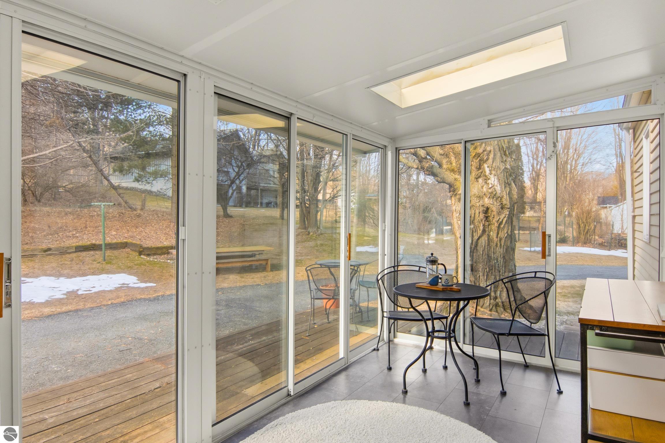 10099 W Aylsworth Street