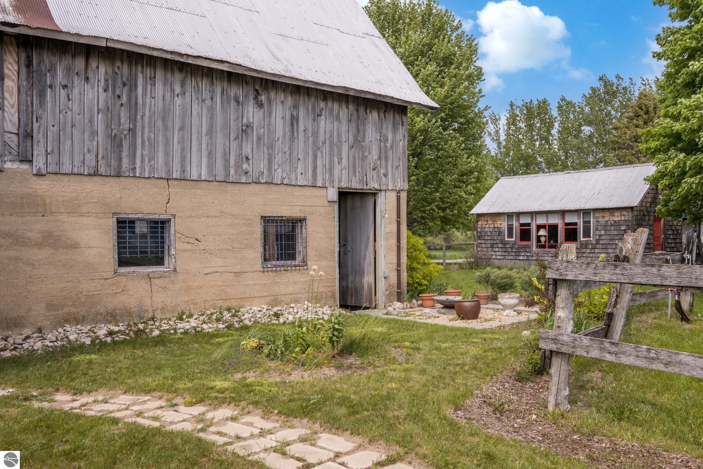 3362 S French Road