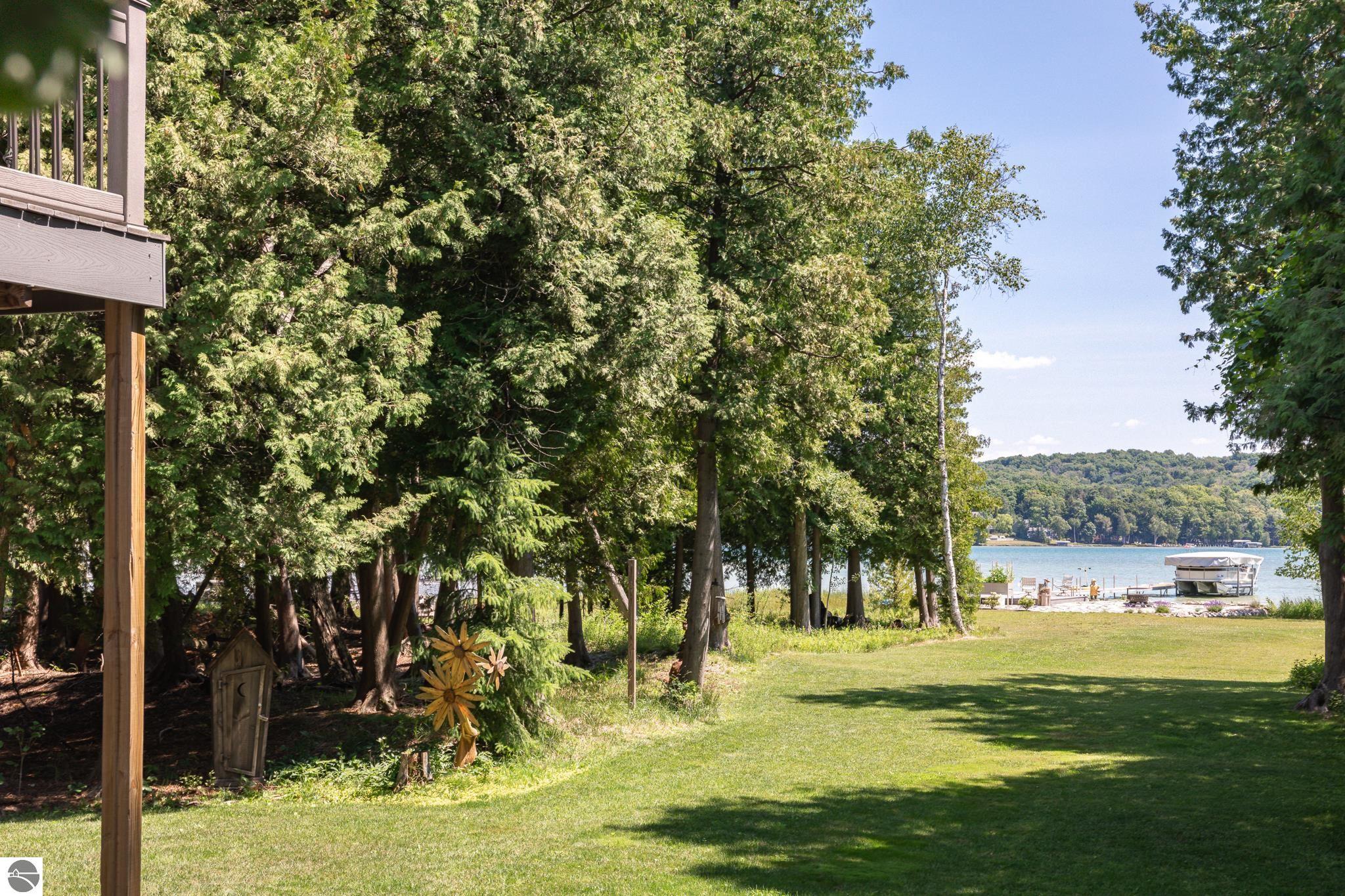 708 E Sugar Bay Lane