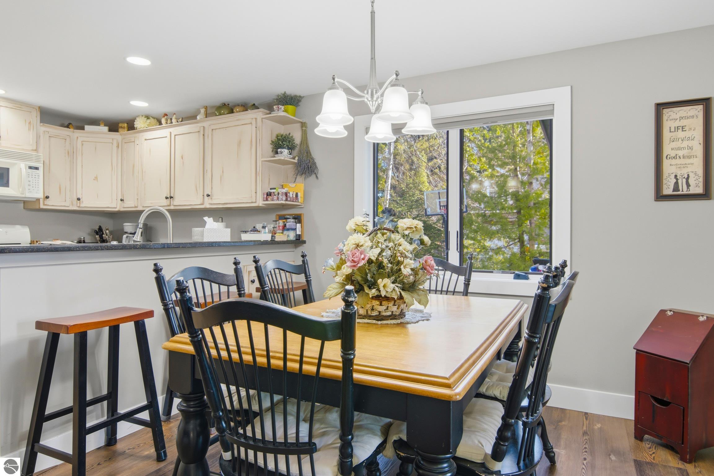 708 E Sugar Bay Lane