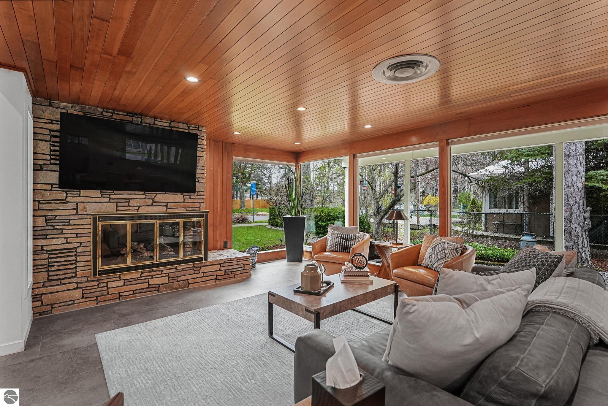 1236 Anderson Road