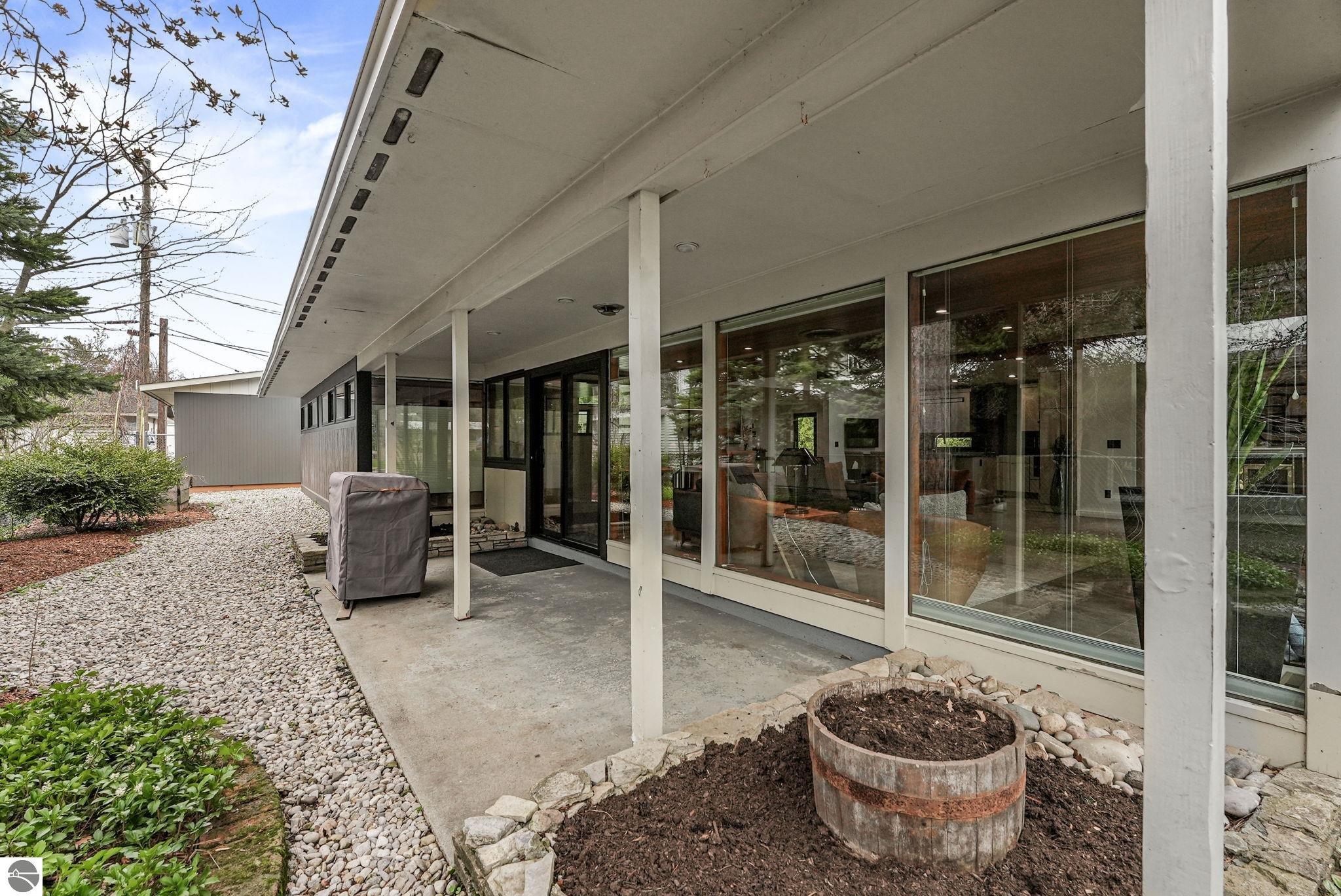 1236 Anderson Road