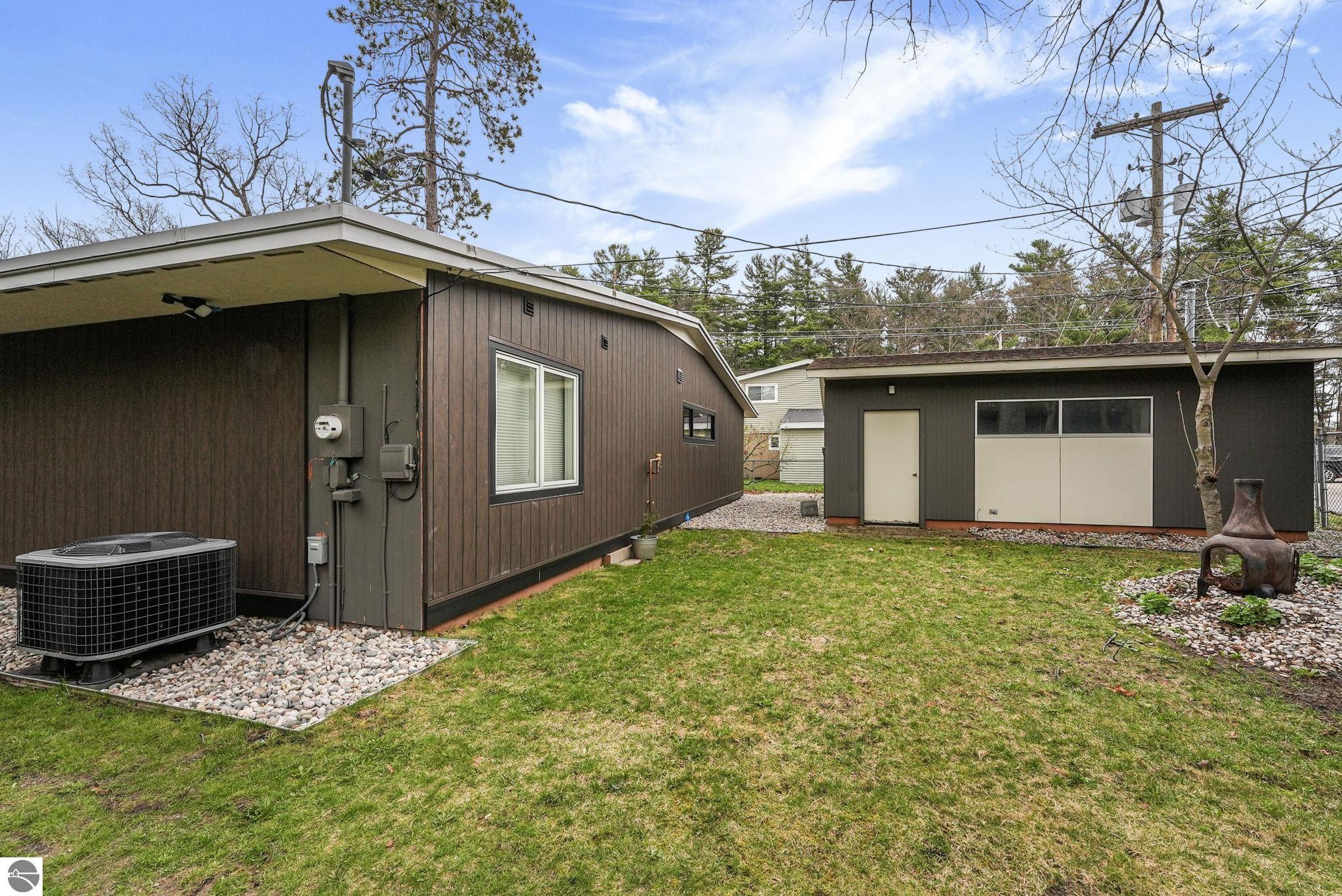 1236 Anderson Road