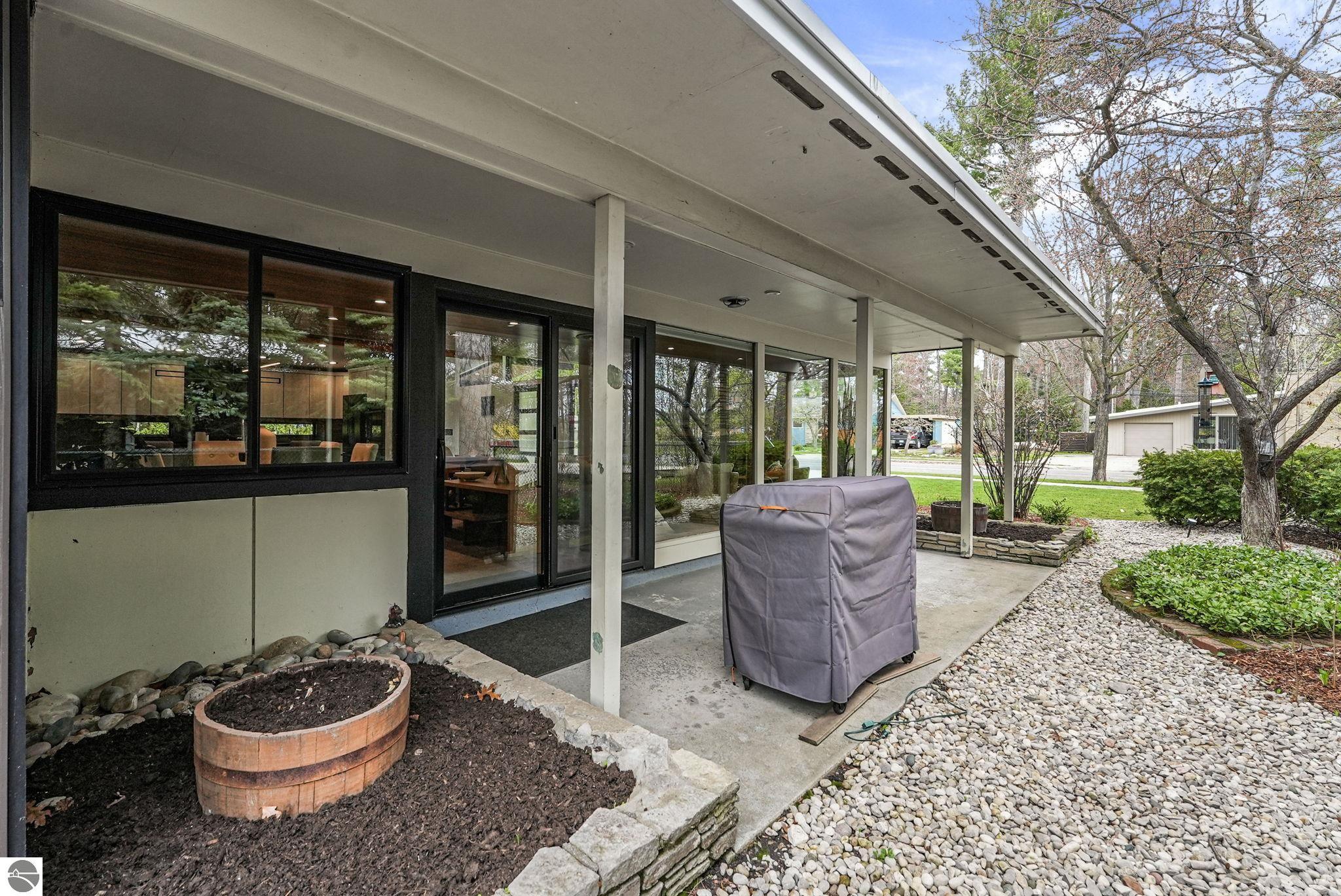 1236 Anderson Road