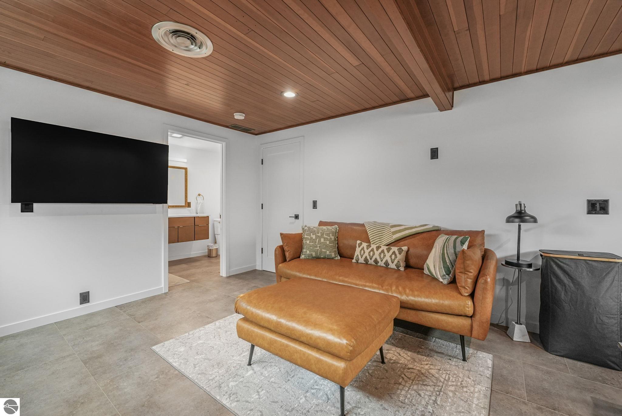 1236 Anderson Road