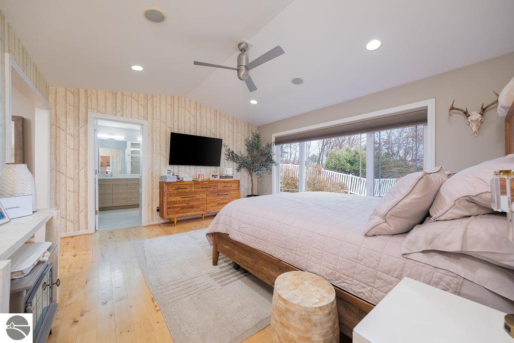 1724 Wayne
