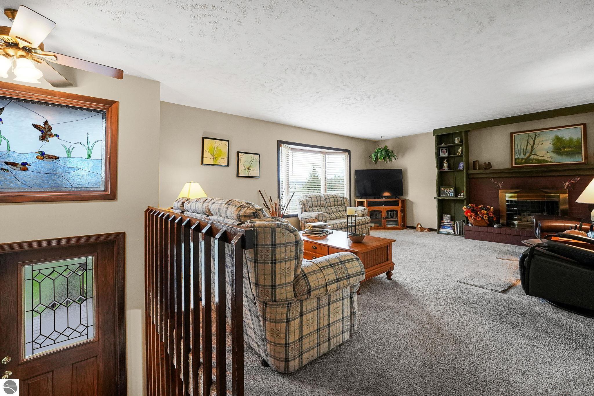 3032 Silver Lake Road