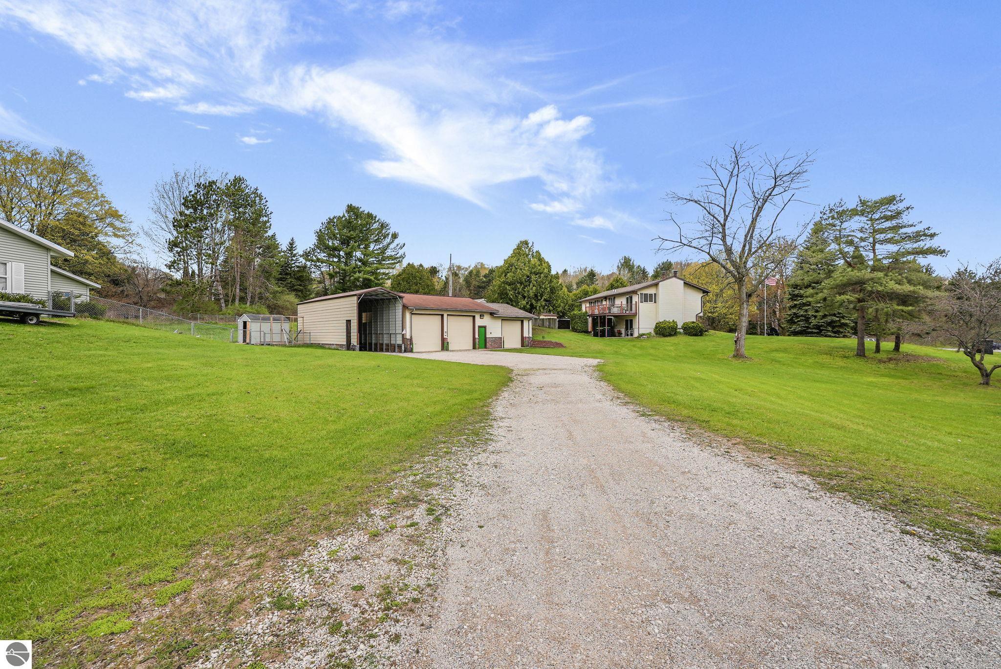 3032 Silver Lake Road