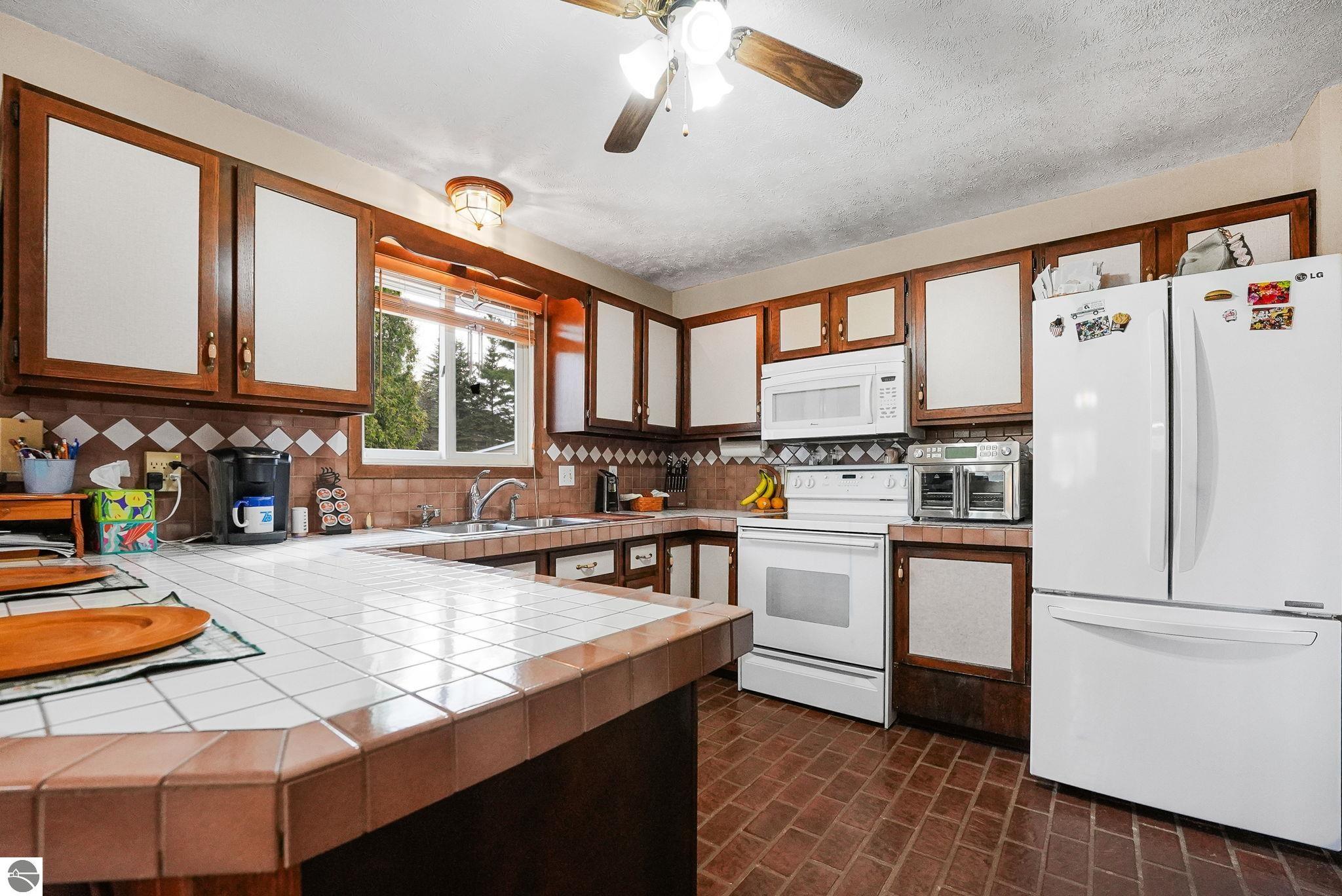 3032 Silver Lake Road
