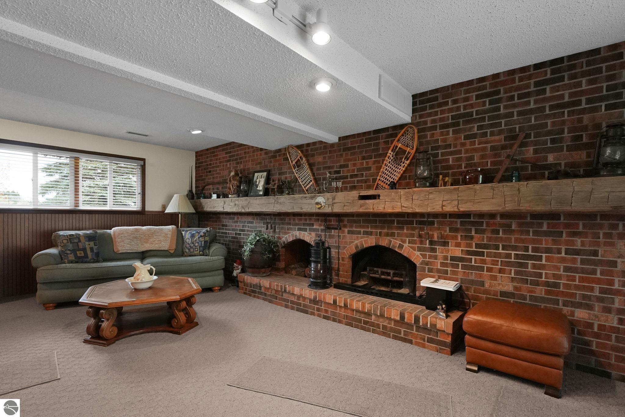 3032 Silver Lake Road