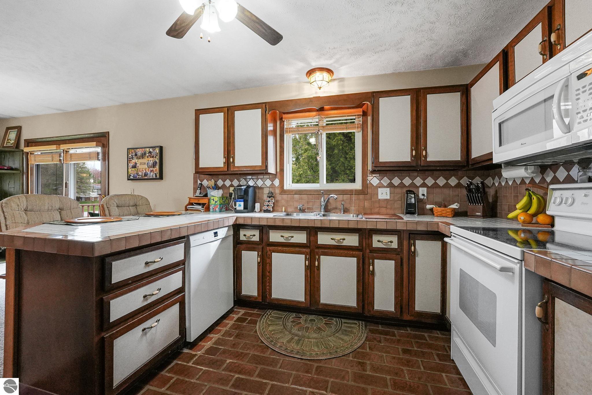 3032 Silver Lake Road