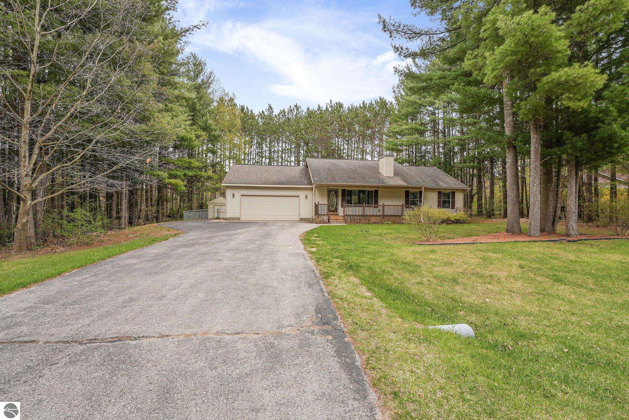 9239 Evergreen