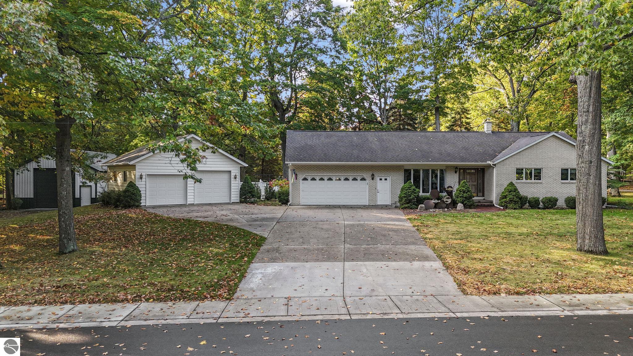 100 Maple Avenue