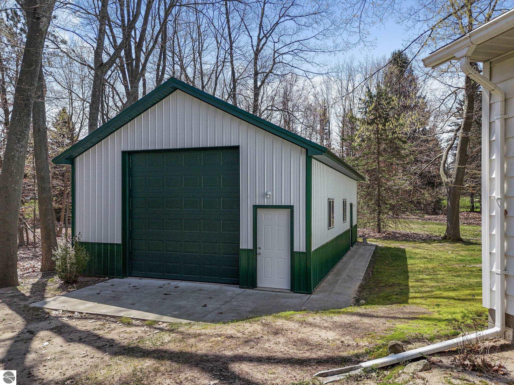 100 Maple Avenue