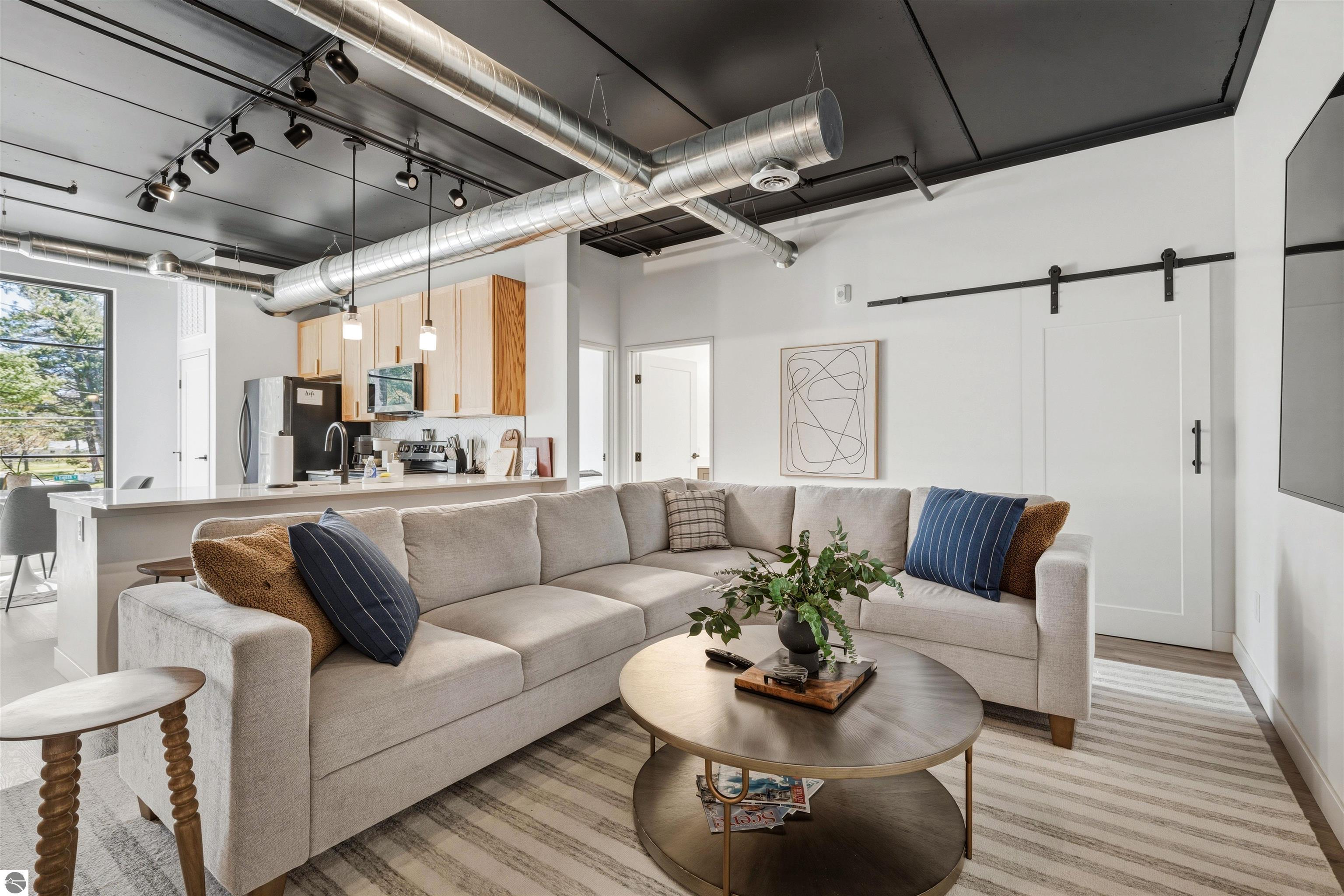1825 E Eighth Street # 220