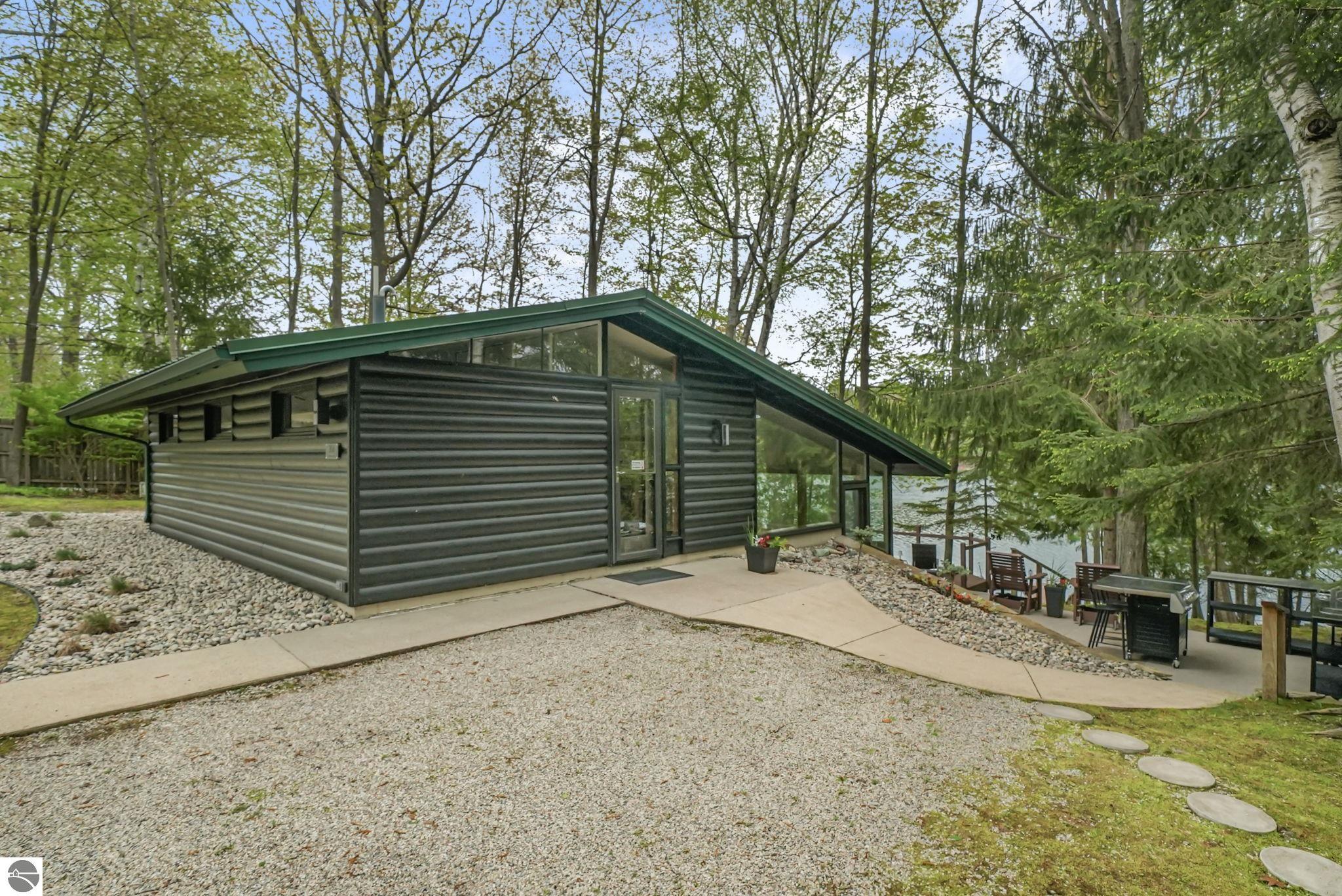 306 Highview Road
