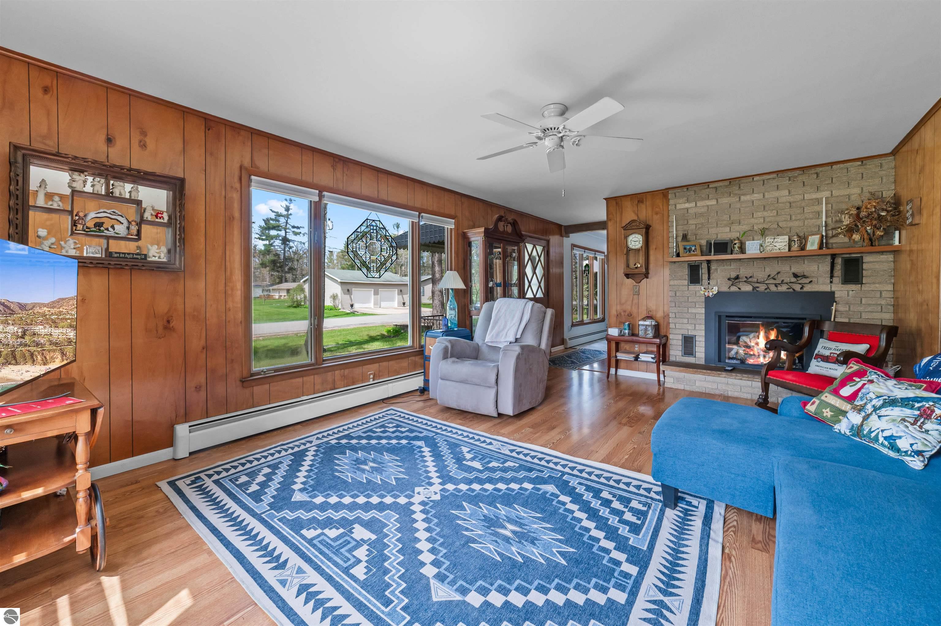 3081 Green Tree Drive