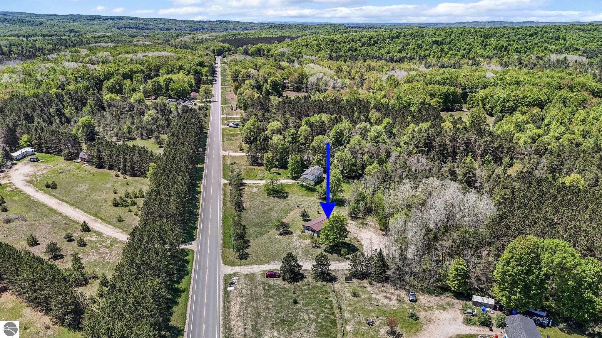 1124 W Eddy School Road