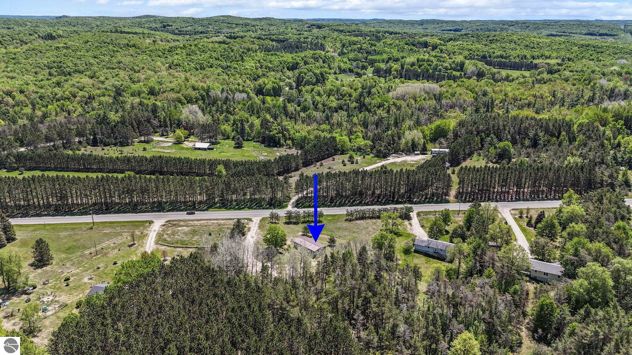 1124 W Eddy School Road