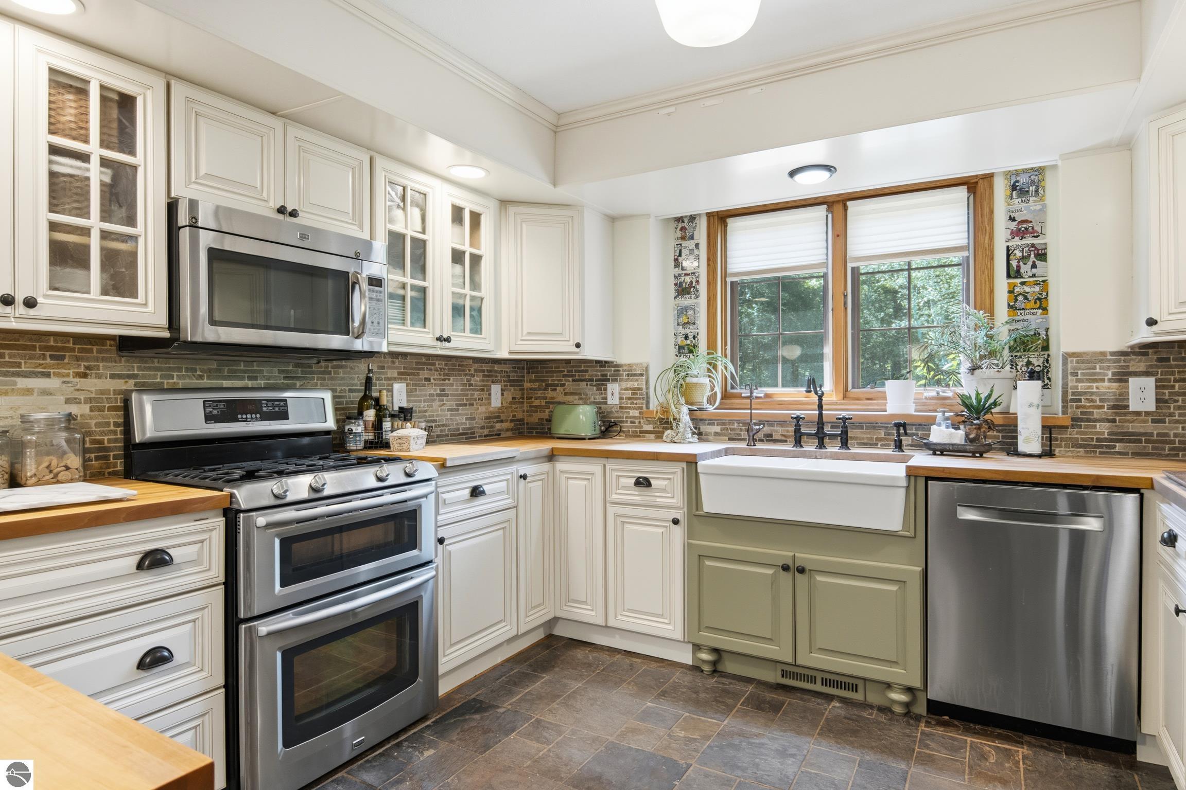 1504 Cedar Drive