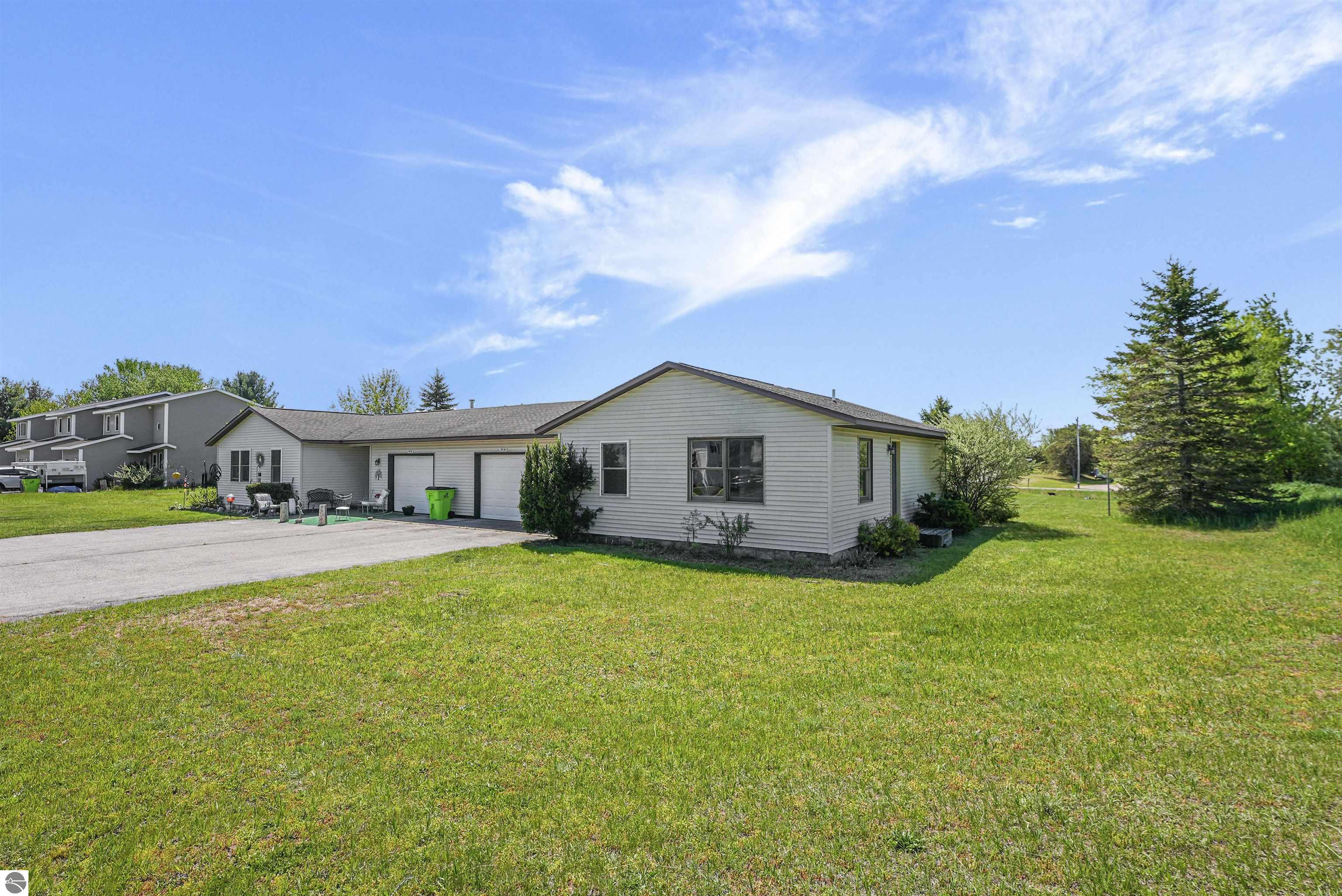 3434 Mahoney Drive