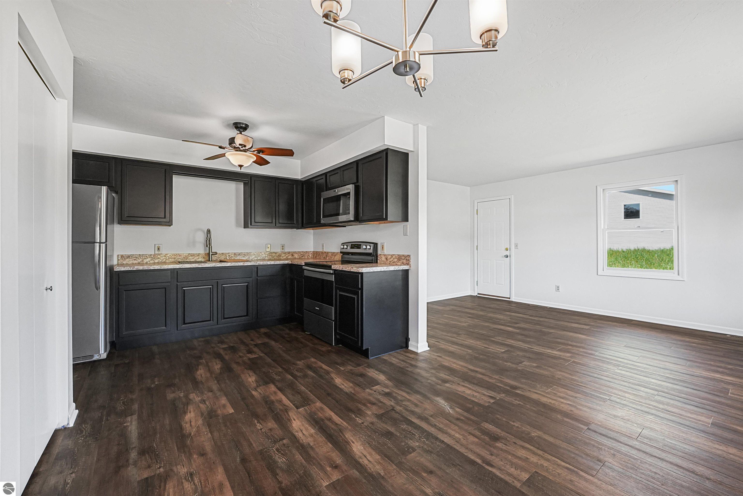 3434 Mahoney Drive