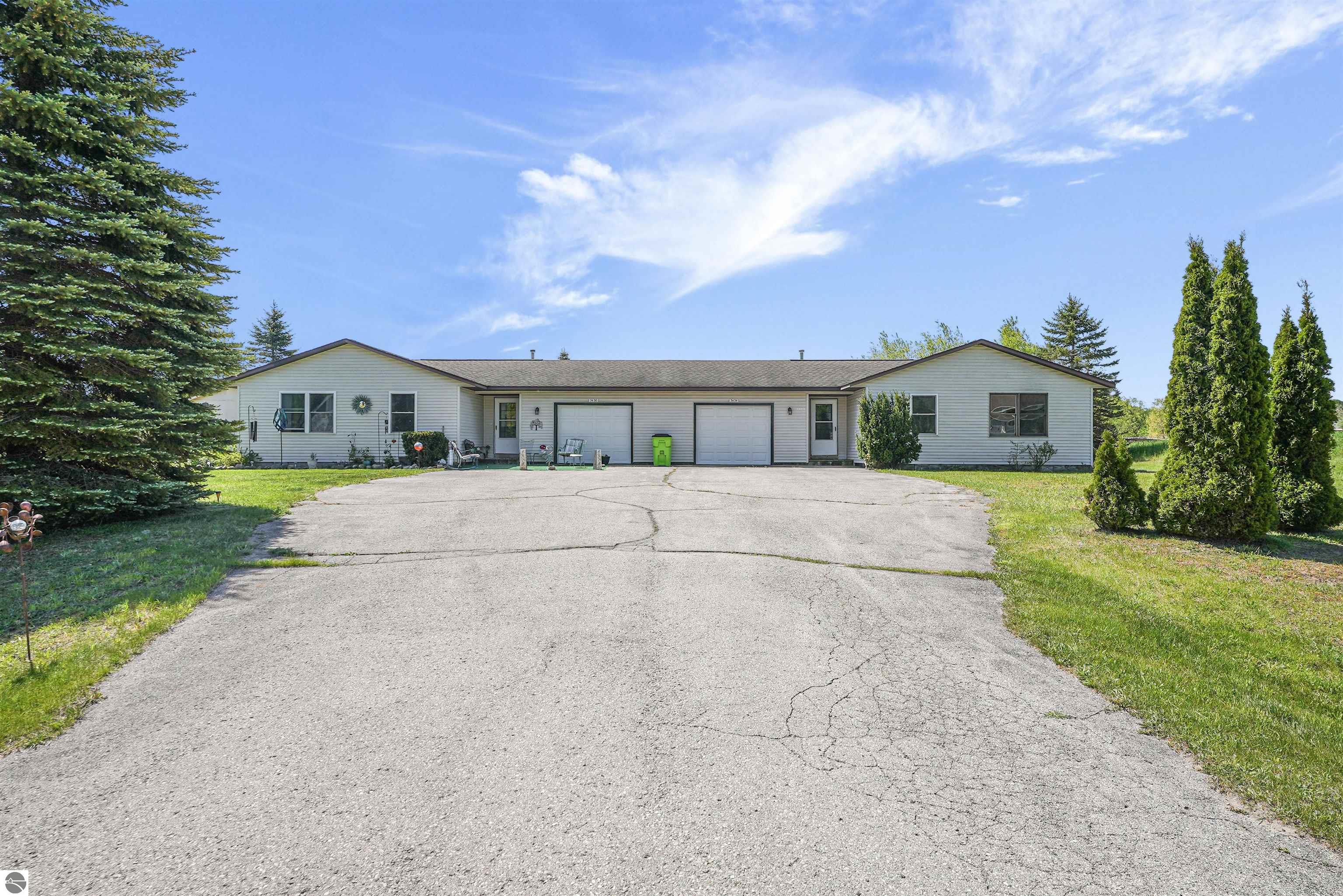 3434 Mahoney Drive