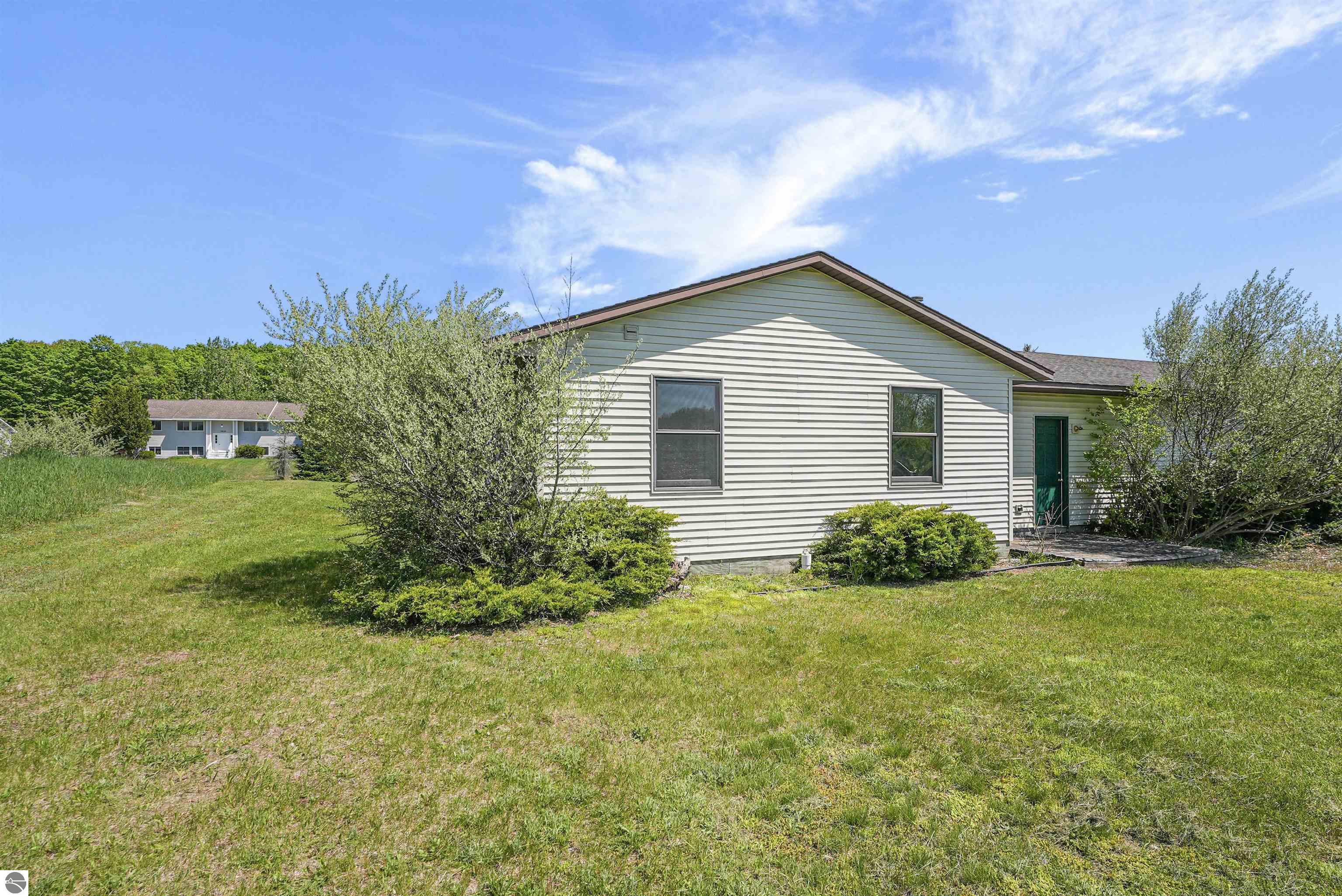 3434 Mahoney Drive