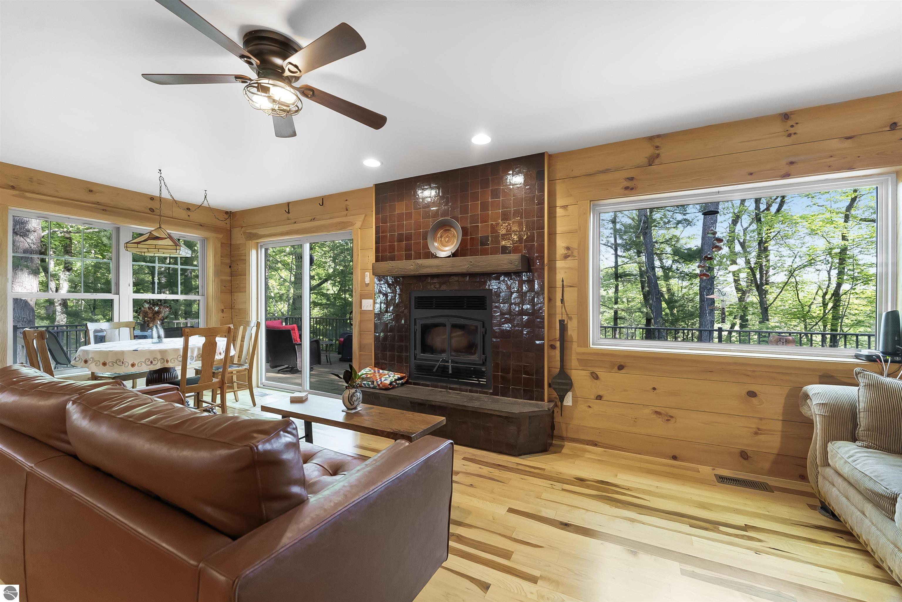 8088 N Roberts Road