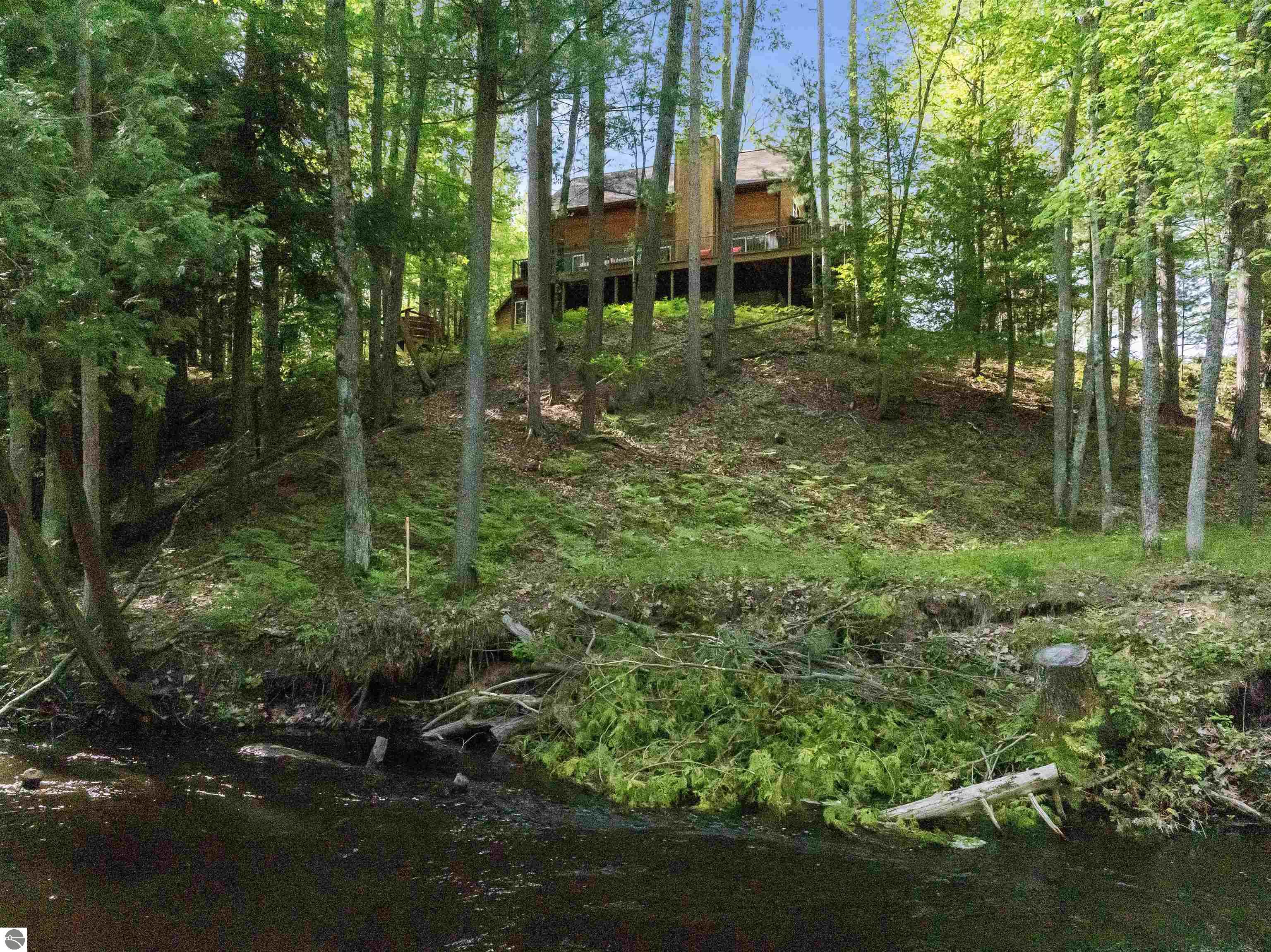 8088 N Roberts Road