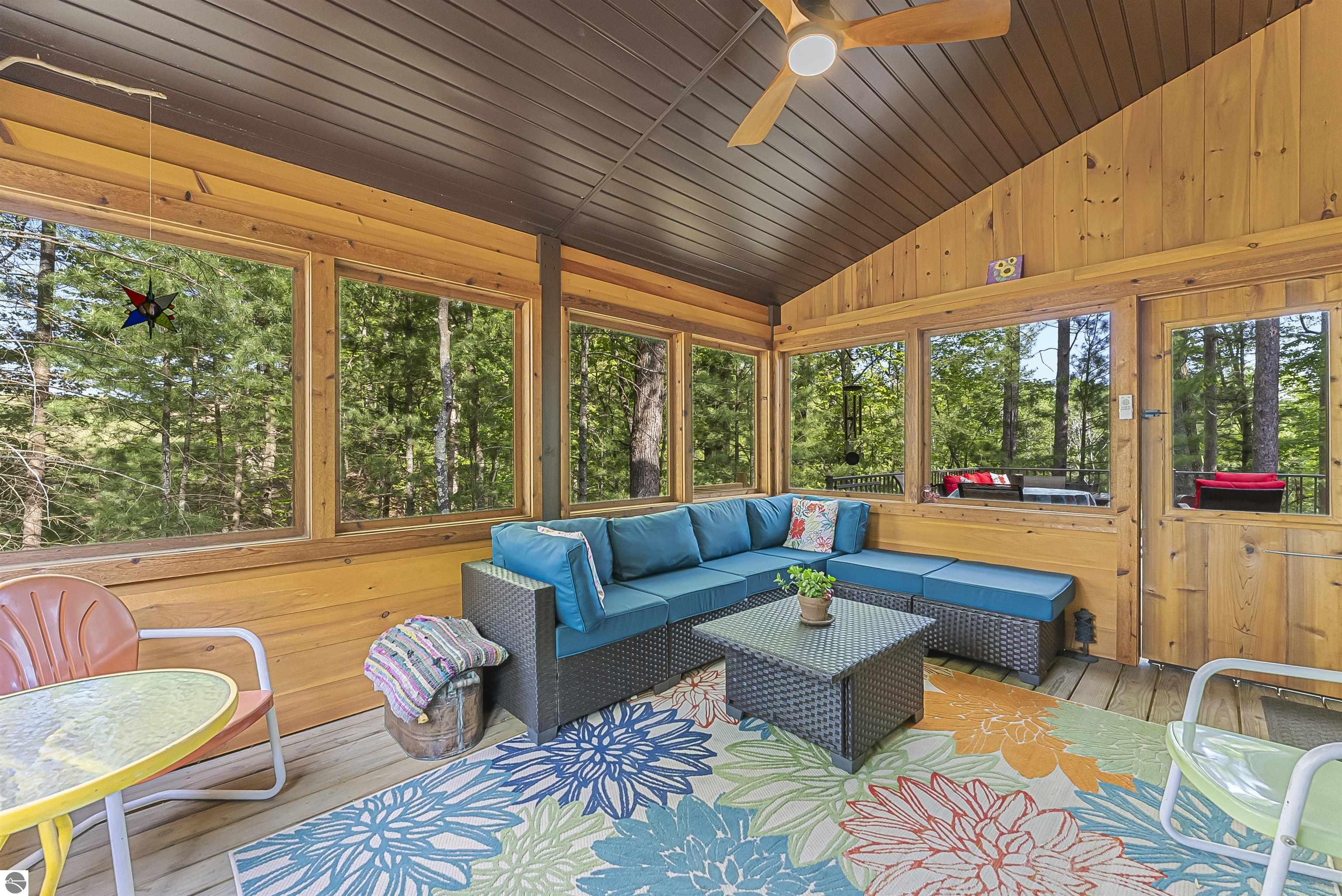 8088 N Roberts Road