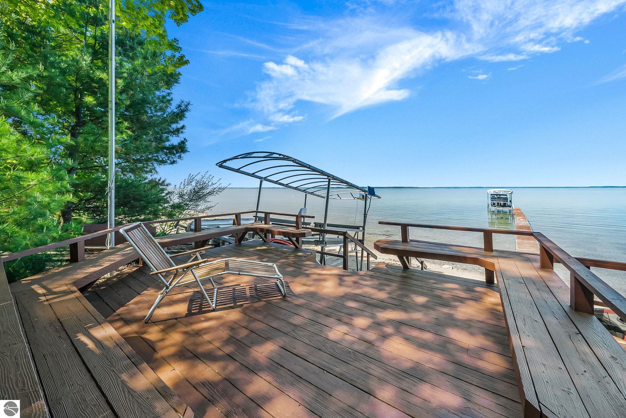 2014 Birchview Drive