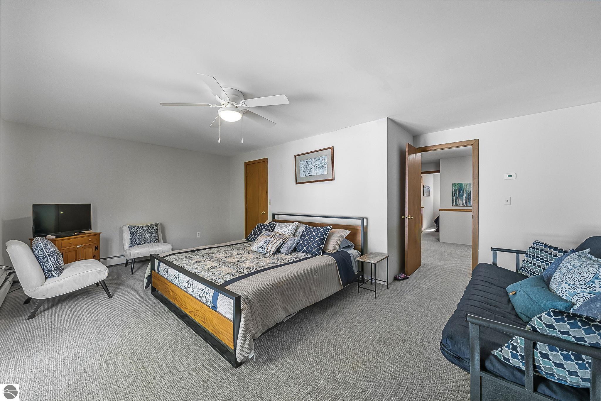 2014 Birchview Drive