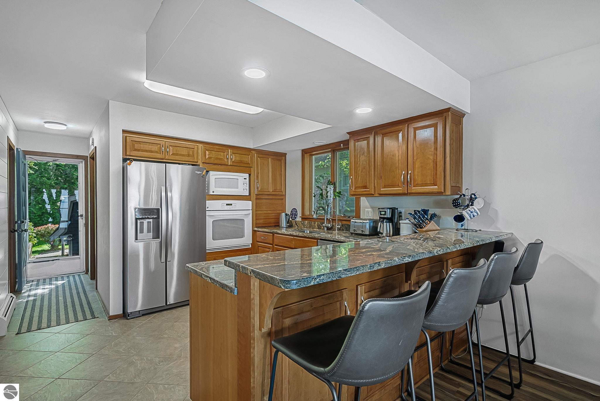 2014 Birchview Drive