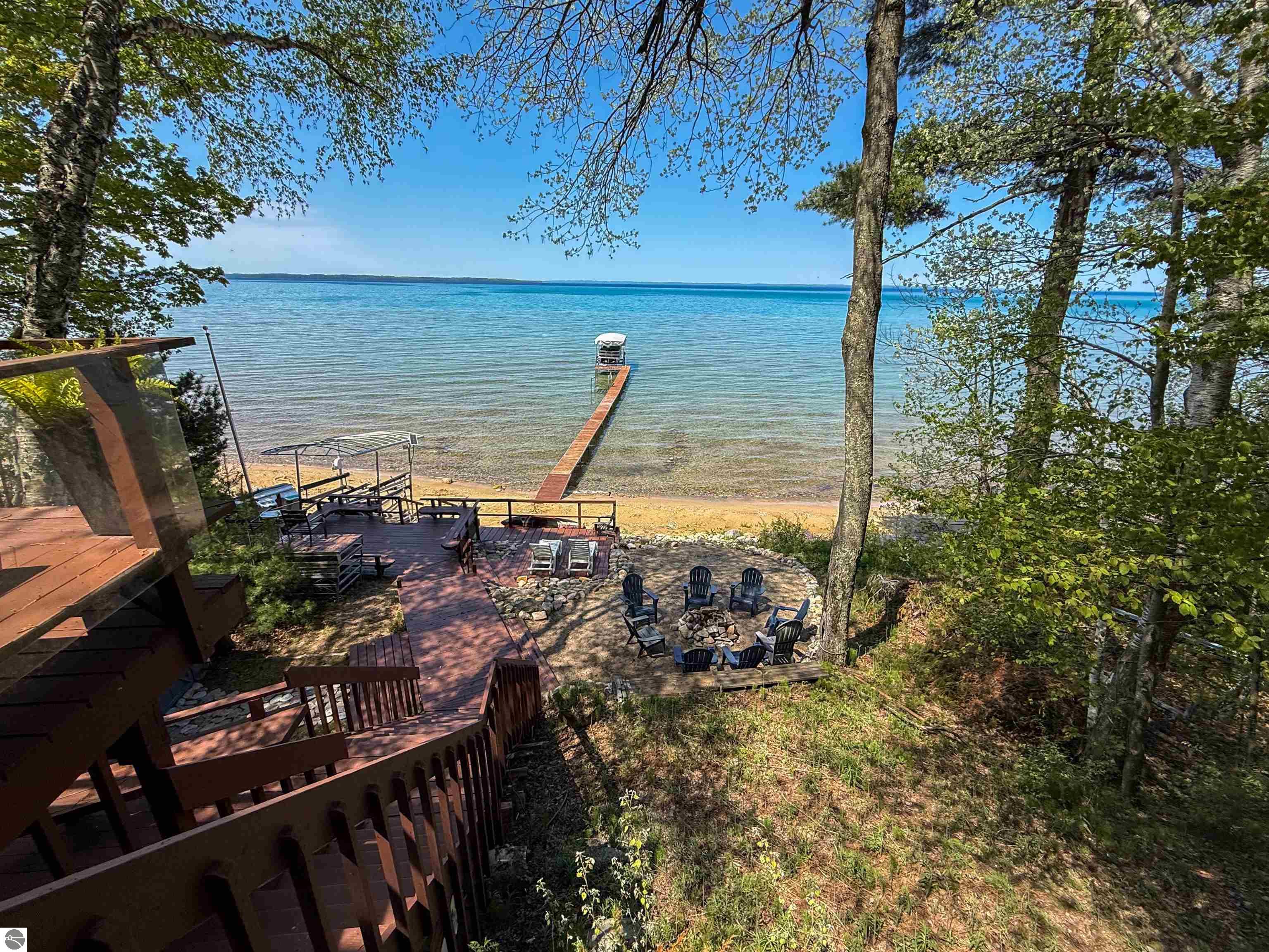 2014 Birchview Drive