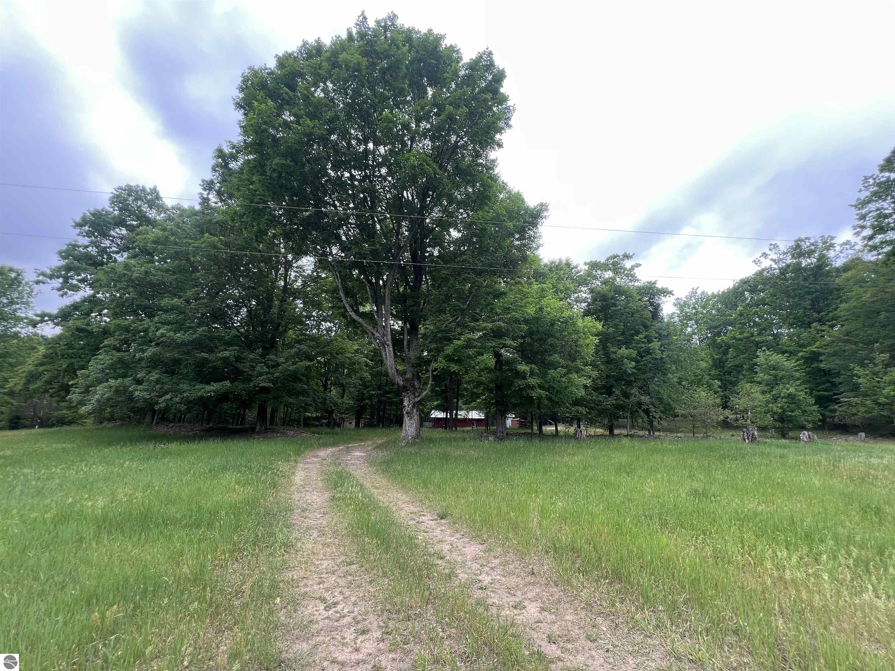 4169 N 25 Road