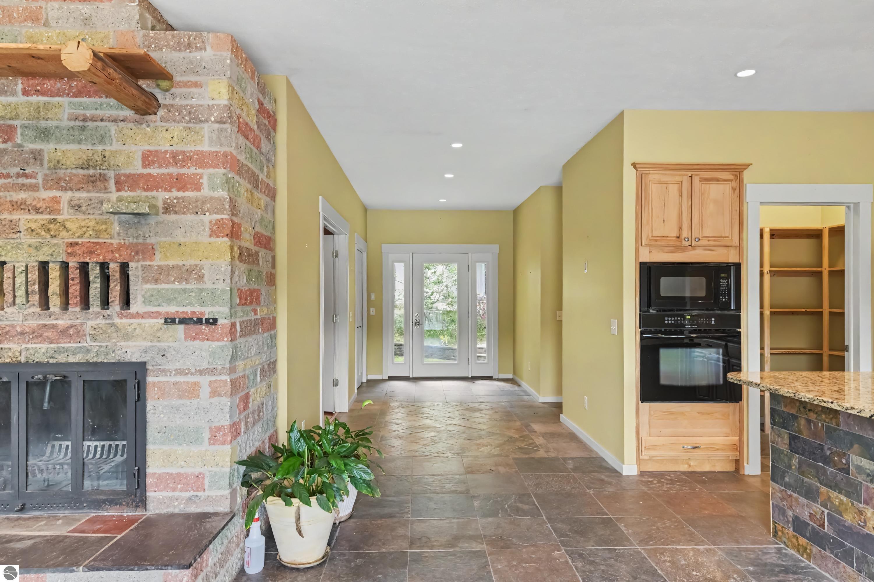 3870 Harolds Road