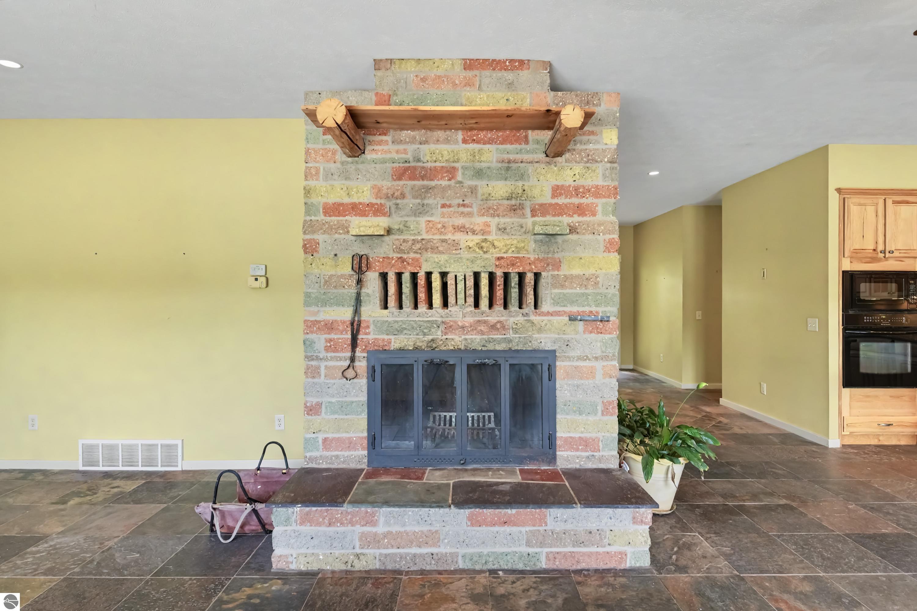 3870 Harolds Road