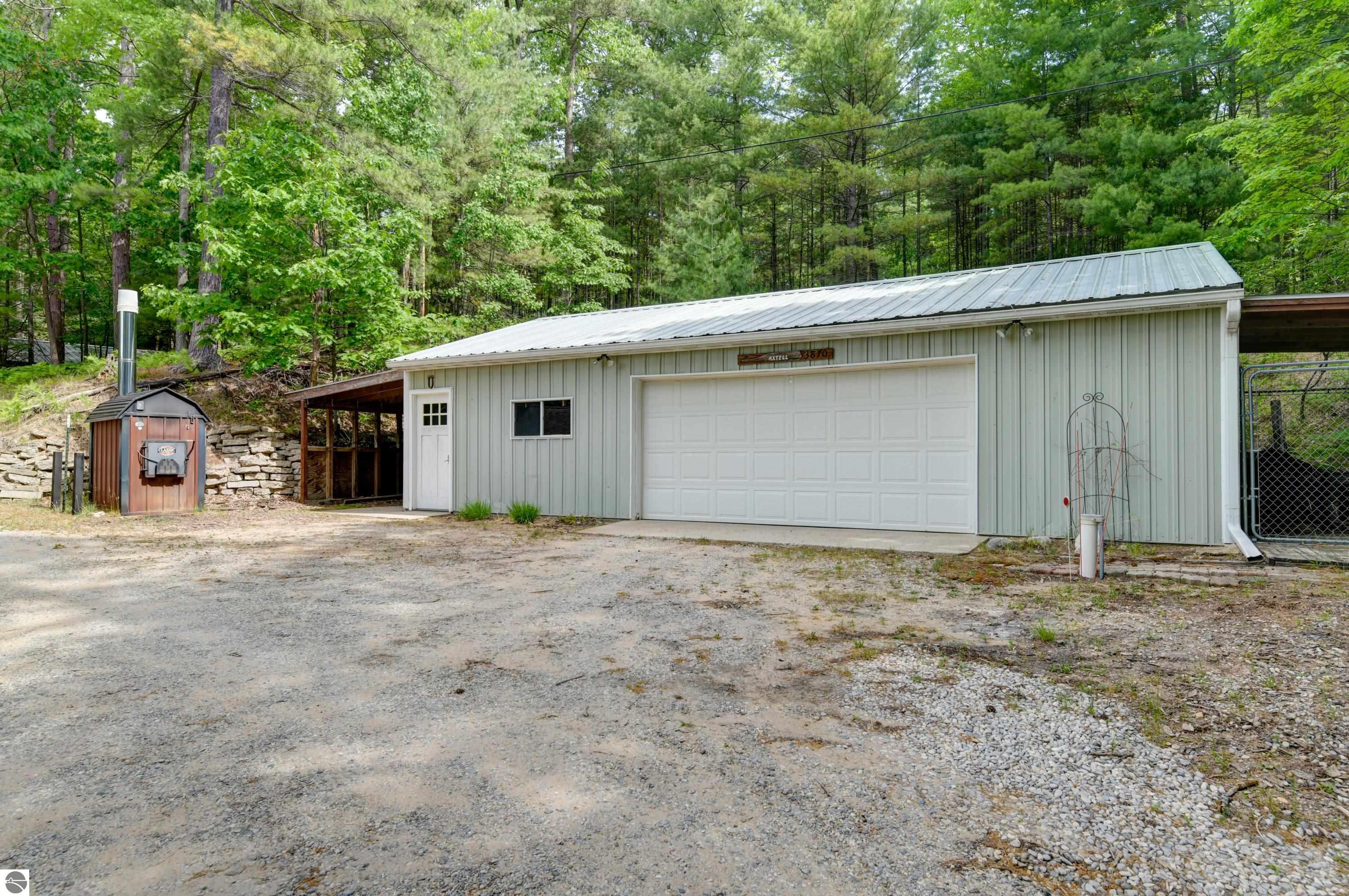 3870 Harolds Road