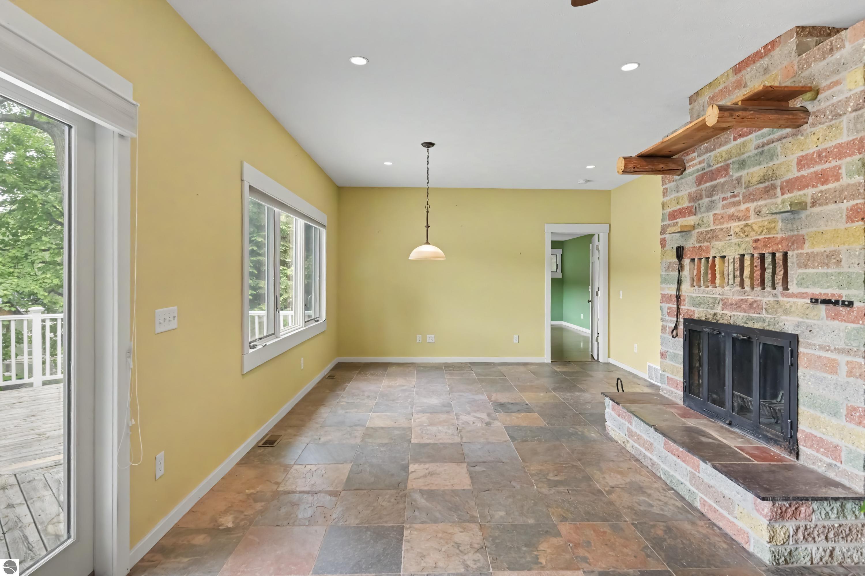 3870 Harolds Road