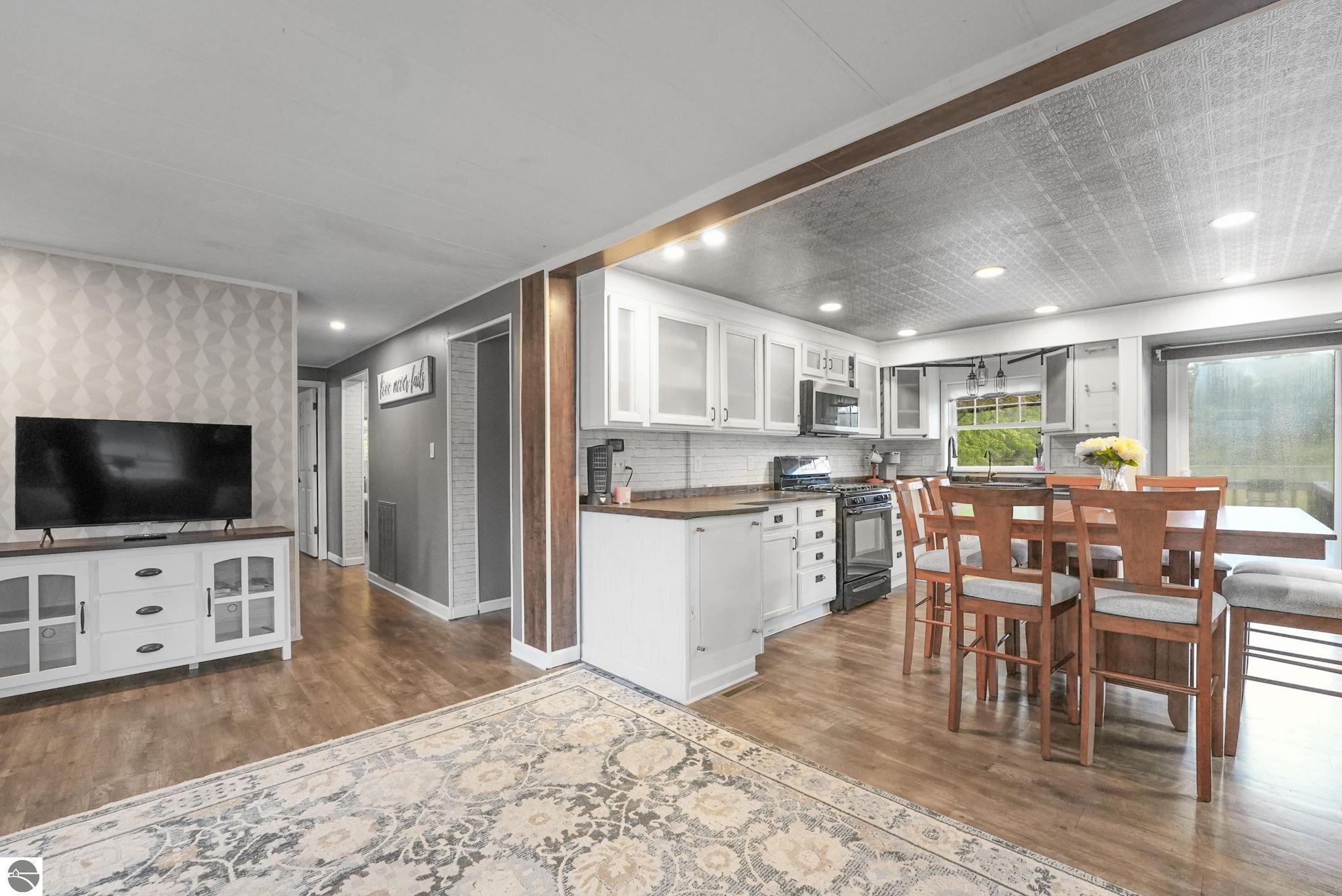 4535 Norton Drive