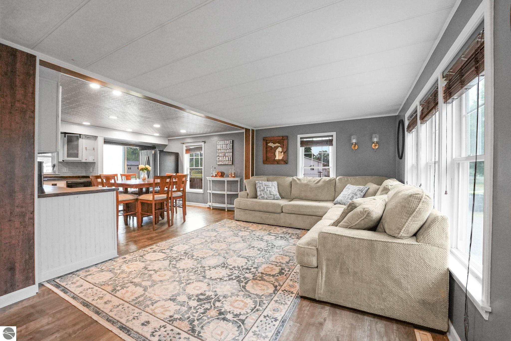 4535 Norton Drive