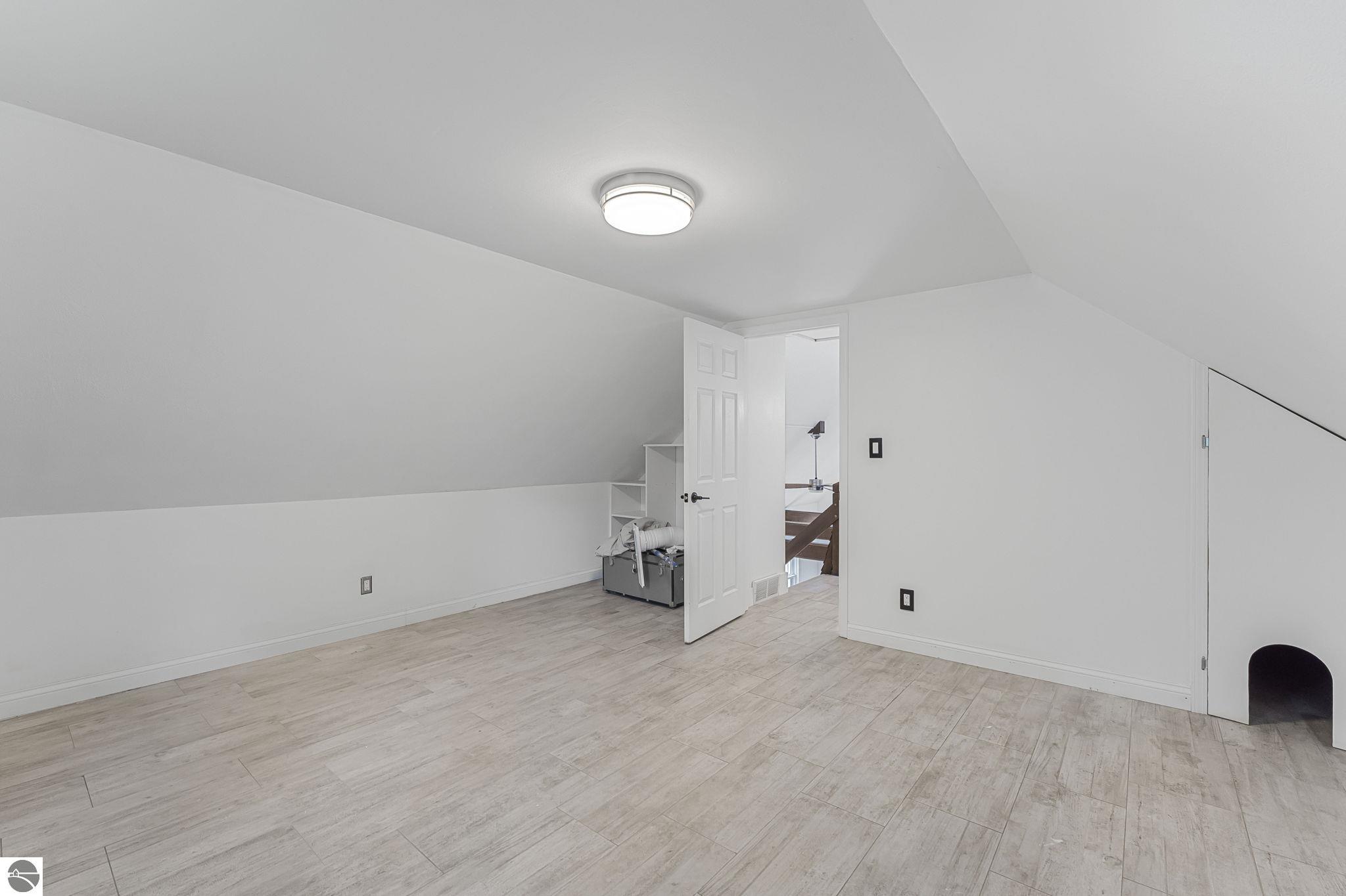 7284 S West Bayshore Drive