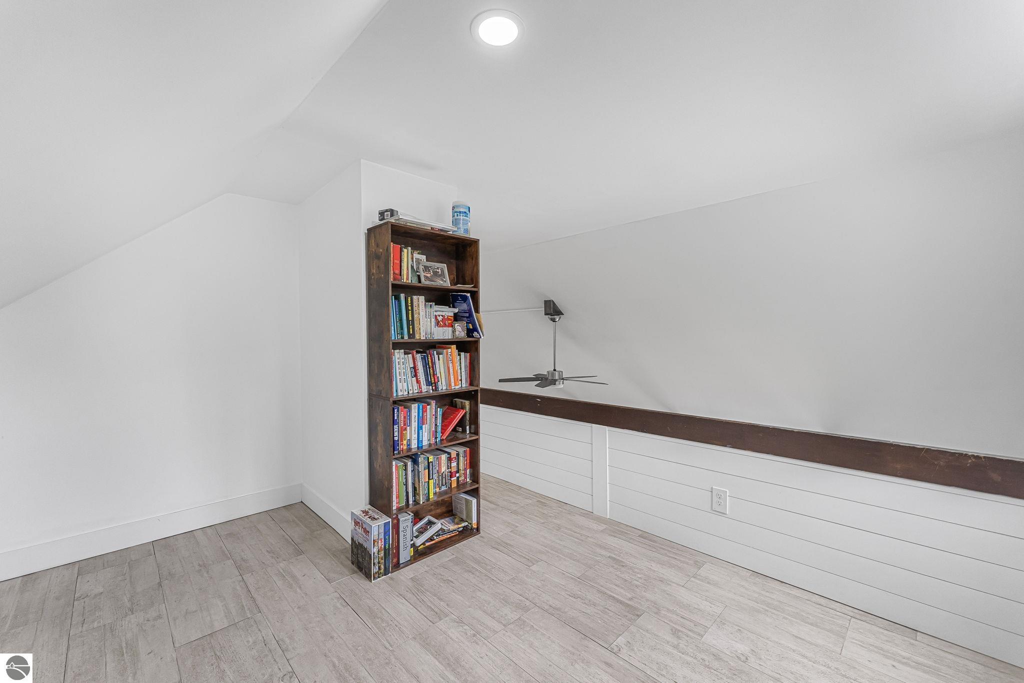 7284 S West Bayshore Drive